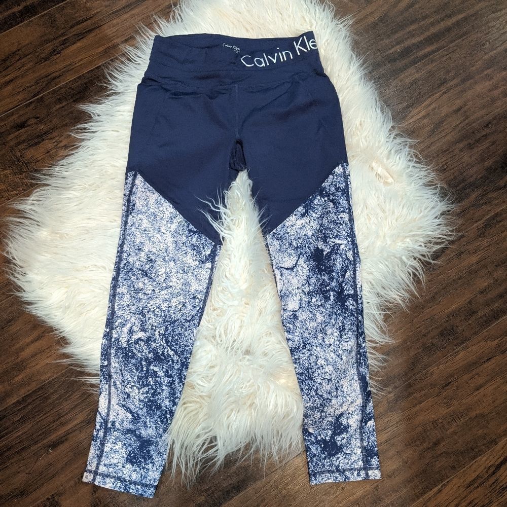 Calvin Klein Blue Design Cropped Leggings | Small